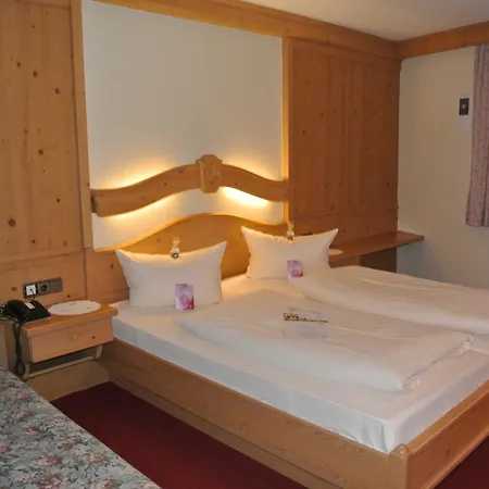 AKZENT Hotel Am Bach Dettelbach Exterior foto